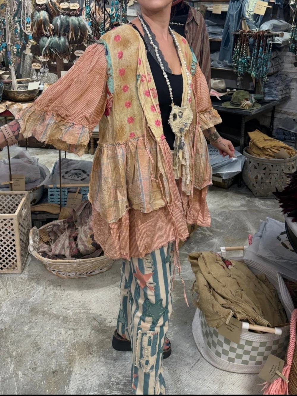 ❣️1 LEFT❣️🔥BRAND NEW Celebration Top by A Rare Bird, FUN WEARABLE ART - Picture 8 of 8